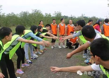 東風(fēng)襄陽管理部團委開展“快樂迎雙節(jié)，全力保